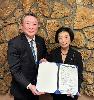 김세원 여성동문회 명예회장, 학교발전기금 1억 원 기탁 대표 이미지